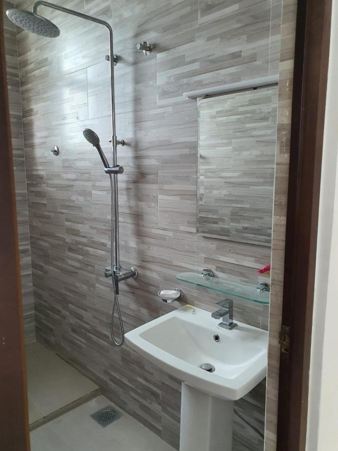 New 2 Bedroom Apartment, 100M Away From The Beach Dehiwala-Mount Lavinia Exteriér fotografie