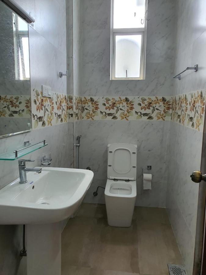 New 2 Bedroom Apartment, 100M Away From The Beach Dehiwala-Mount Lavinia Exteriér fotografie